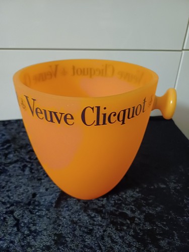 Veuve cliquot champagner - |,