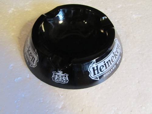 Aschenbecher heineken - aschenbecher,
